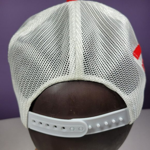 Vintage YoungAn LAS VEGAS Snap Back Mesh Trucker Hat Cap 3-Stripe White / Red - Picture 6 of 10